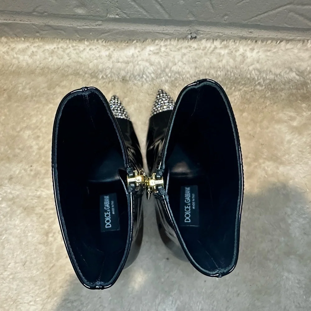 New Dolce & Gabbana Patent Leather Crystal Toe Booties Size 36.5